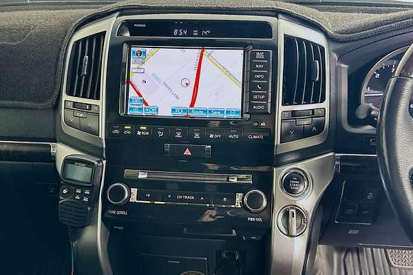 2015 Toyota Landcruiser Sahara VDJ200R