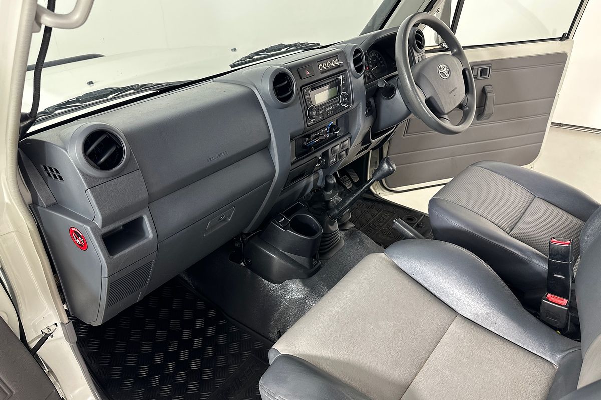 2015 Toyota LANDCRUISER WORKMATE (4x4) 2 SEAT VDJ78R MY12 UPDATE