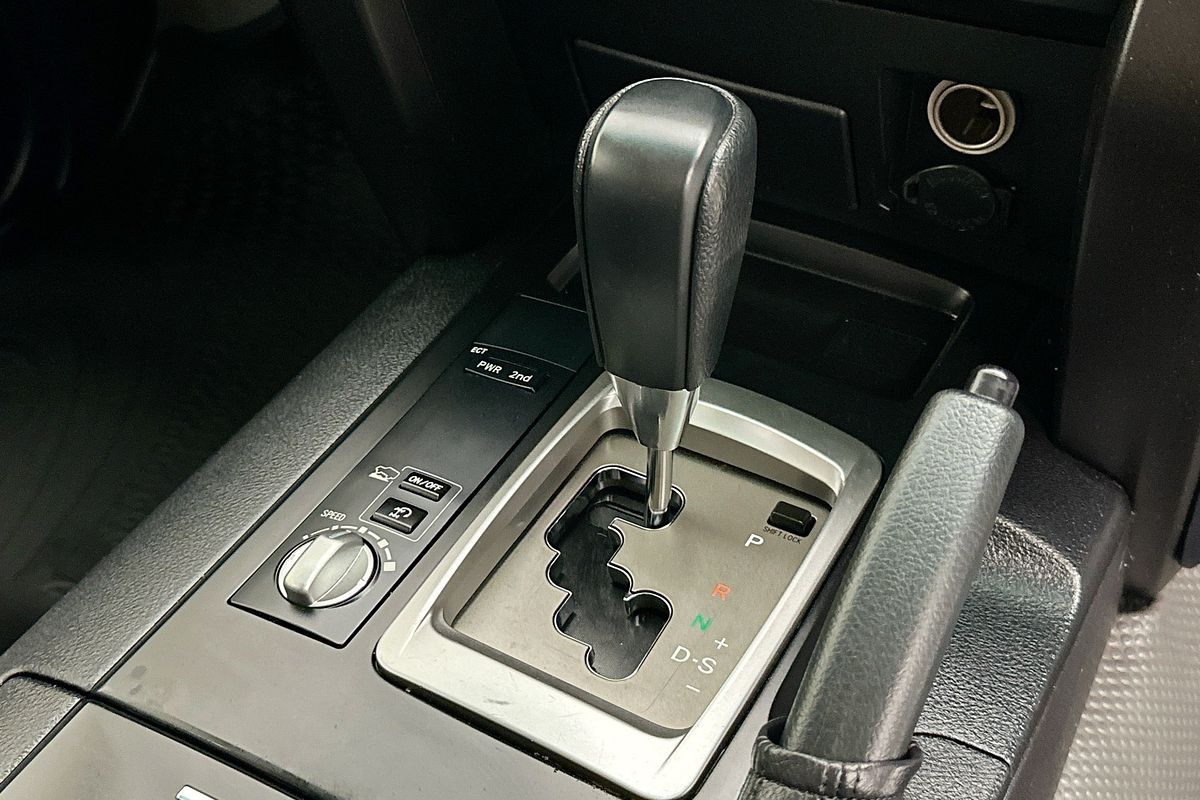 2020 Toyota LANDCRUISER LC200 GX (4x4) VDJ200R