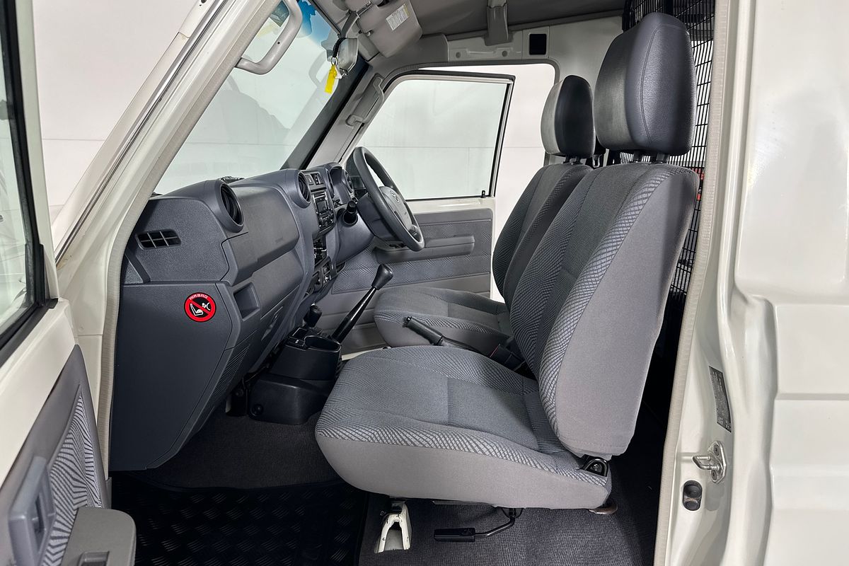 2014 Toyota Landcruiser GXL (4x4) VDJ78R MY12 UPDATE