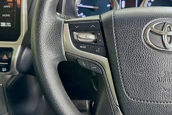 2017 Toyota LANDCRUISER GX GDJ150R