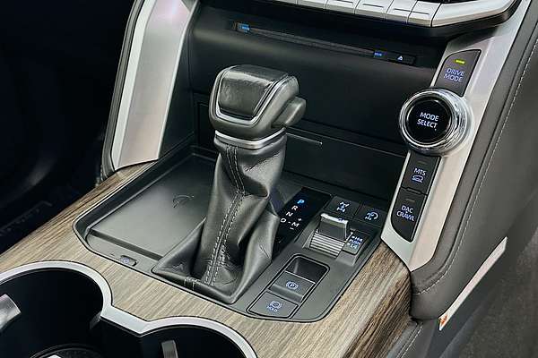 2022 Toyota LANDCRUISER LC300 VX (4x4) FJA300R