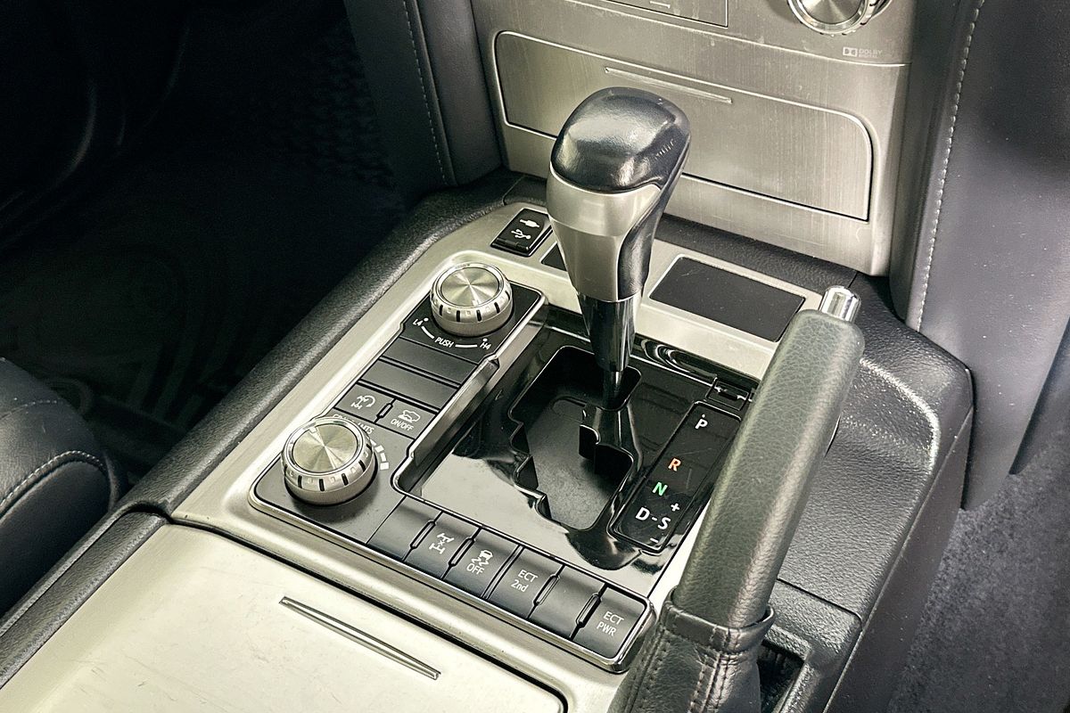 2018 Toyota LANDCRUISER VX (4x4) VDJ200R MY16