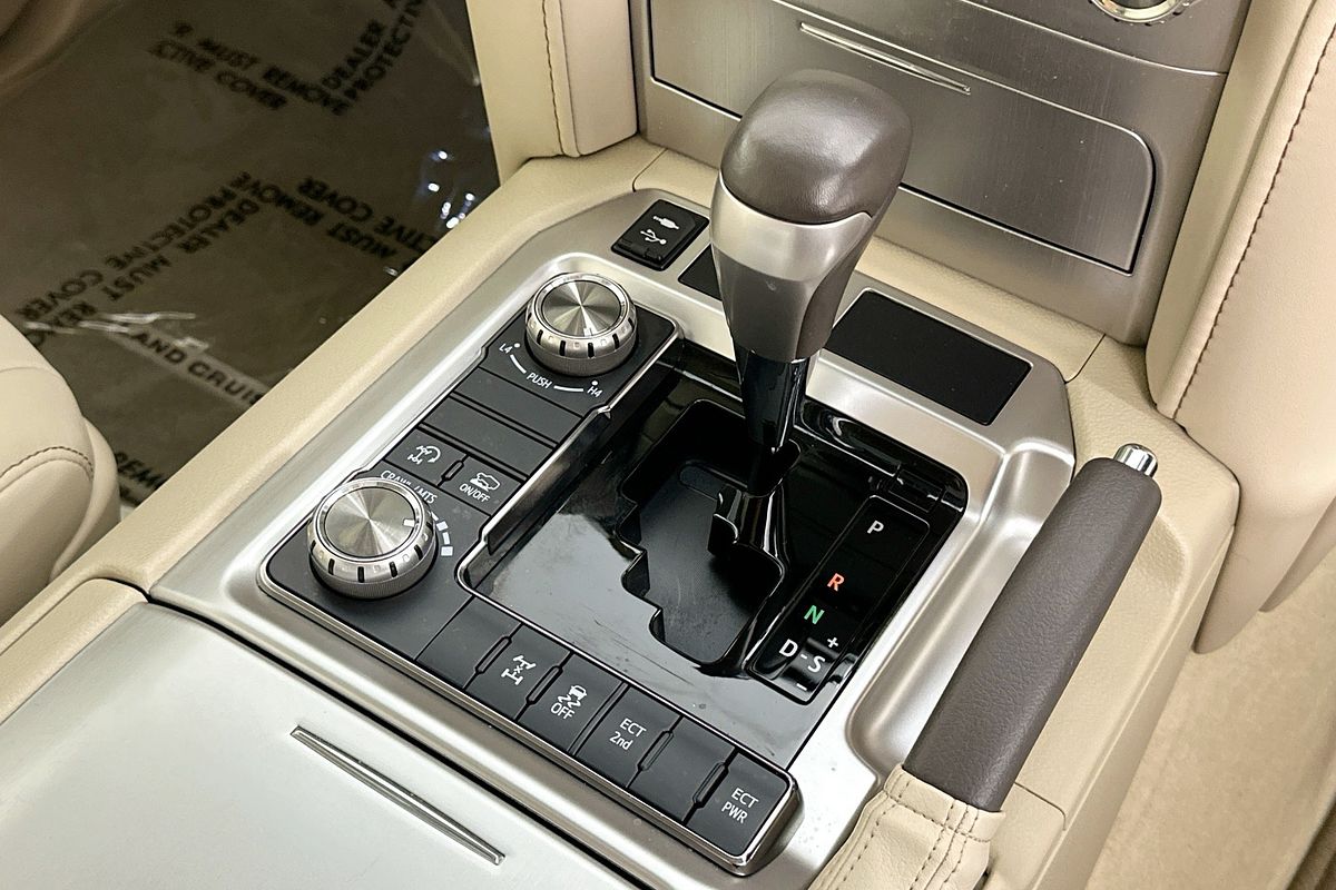 2020 Toyota LANDCRUISER LC200 VX (4x4) VDJ200R