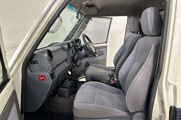 2017 Toyota LANDCRUISER GXL (4x4) LC70 VDJ79R MY17