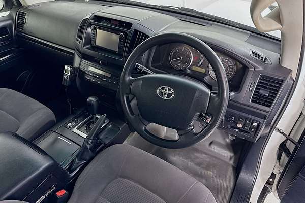 2018 Toyota LANDCRUISER LC200 GX (4x4) VDJ200R