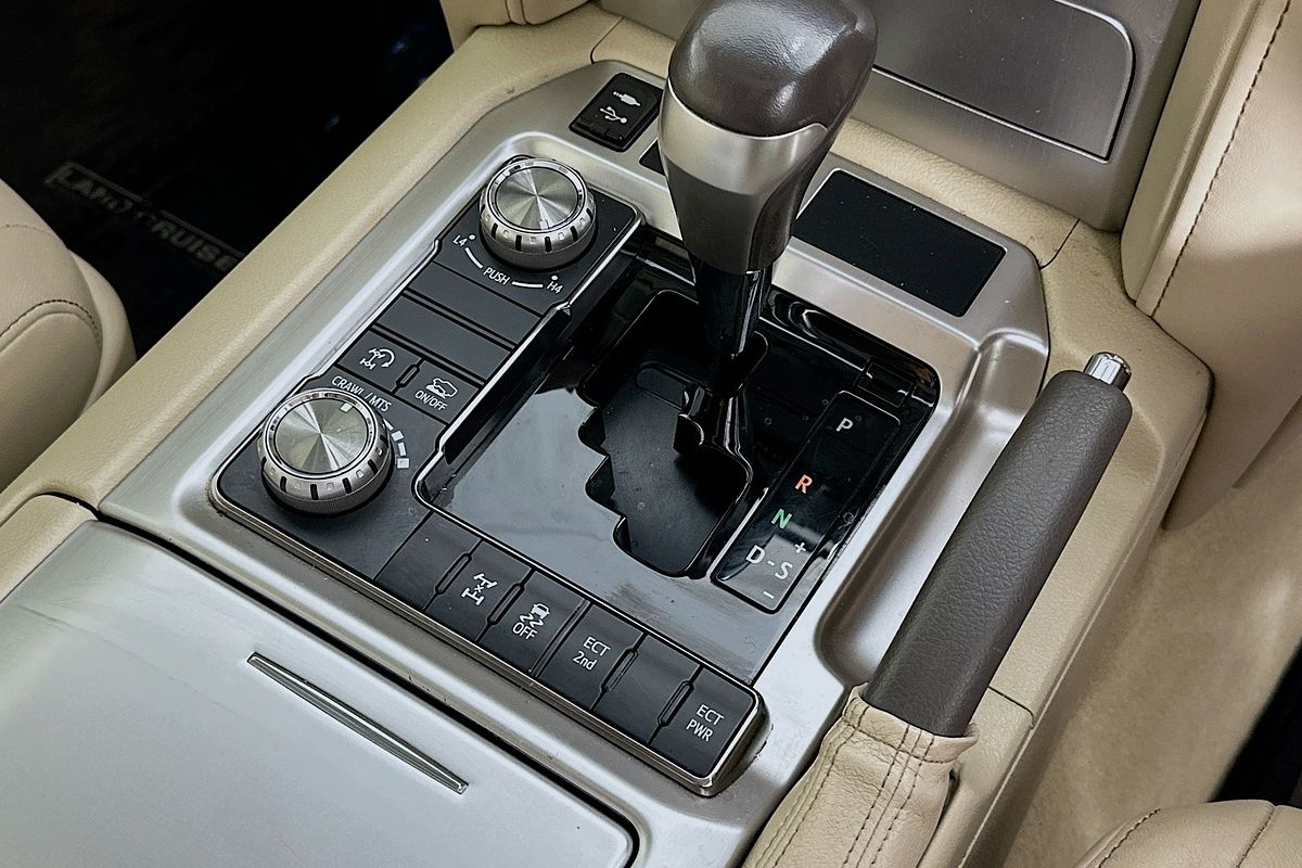 2019 Toyota LANDCRUISER LC200 VX (4x4) VDJ200R