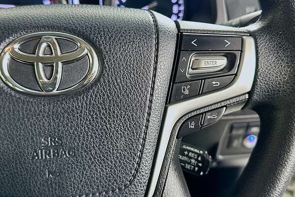 2017 Toyota LANDCRUISER GX GDJ150R