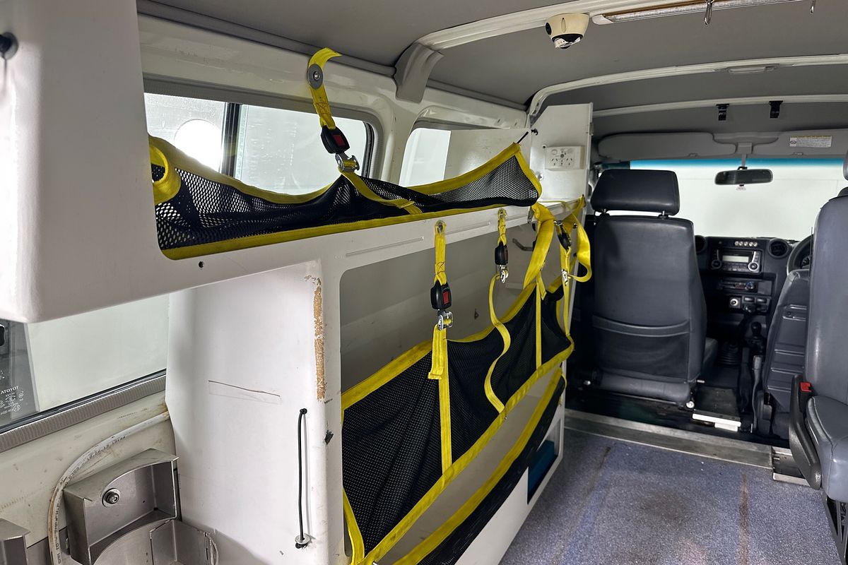 2015 Toyota LANDCRUISER WORKMATE (4x4) 2 SEAT VDJ78R MY12 UPDATE