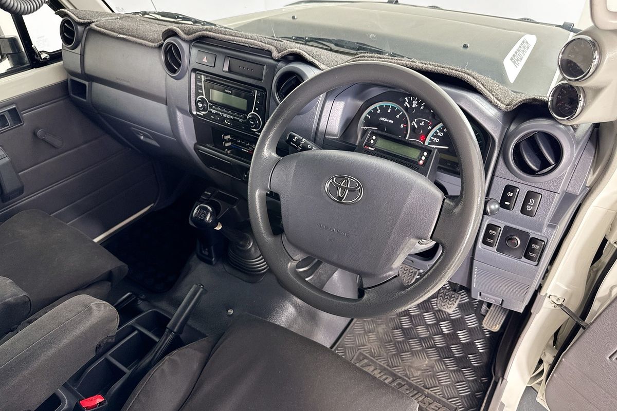2015 Toyota Landcruiser WORKMATE (4x4) 3 SEAT VDJ78R MY12 UPDATE