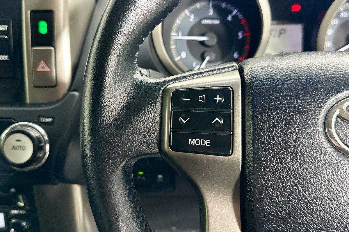 2013 Toyota LANDCRUISER PRADO GXL (4x4) KDJ150R 11 UPGRADE