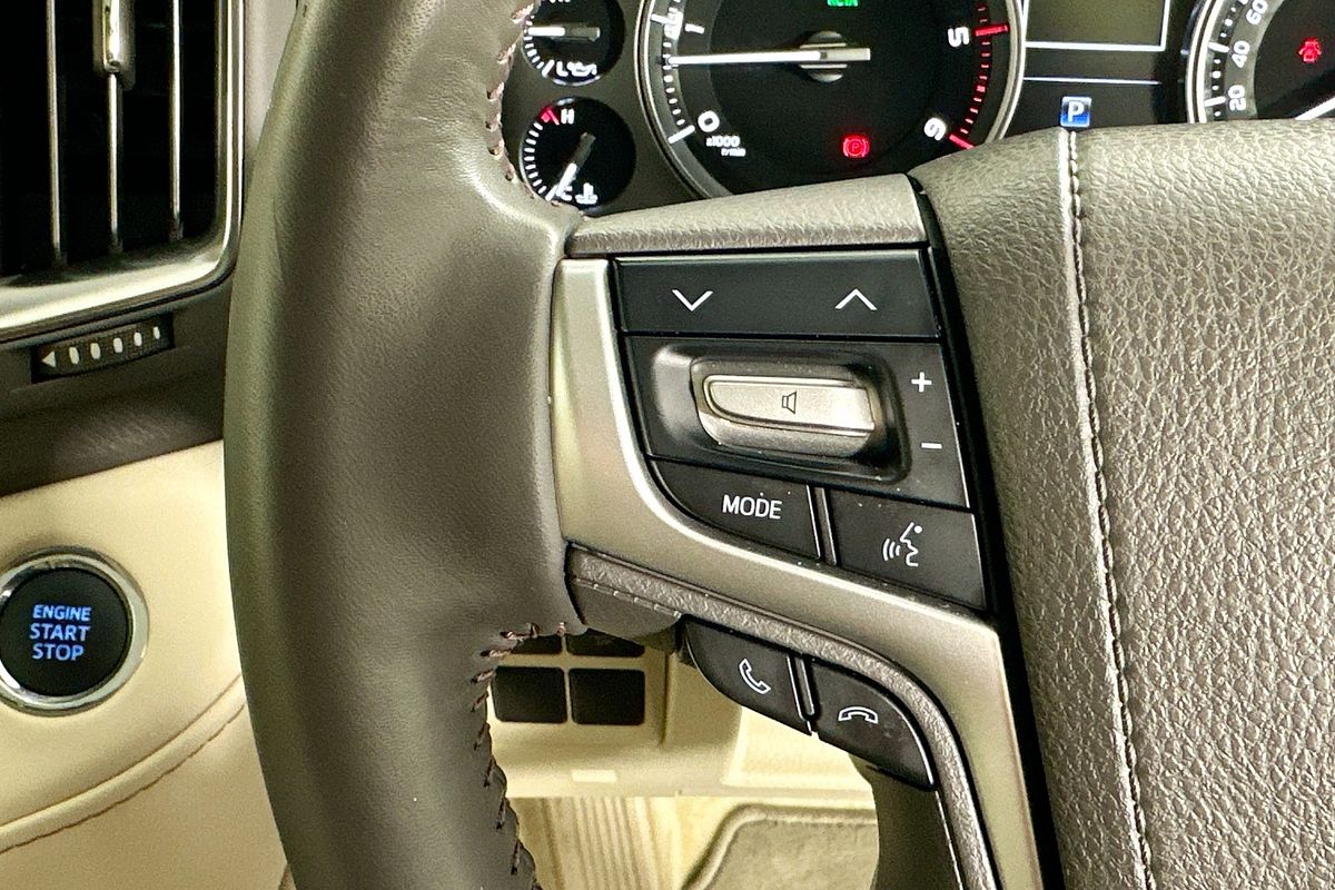 2020 Toyota LANDCRUISER LC200 VX (4x4) VDJ200R