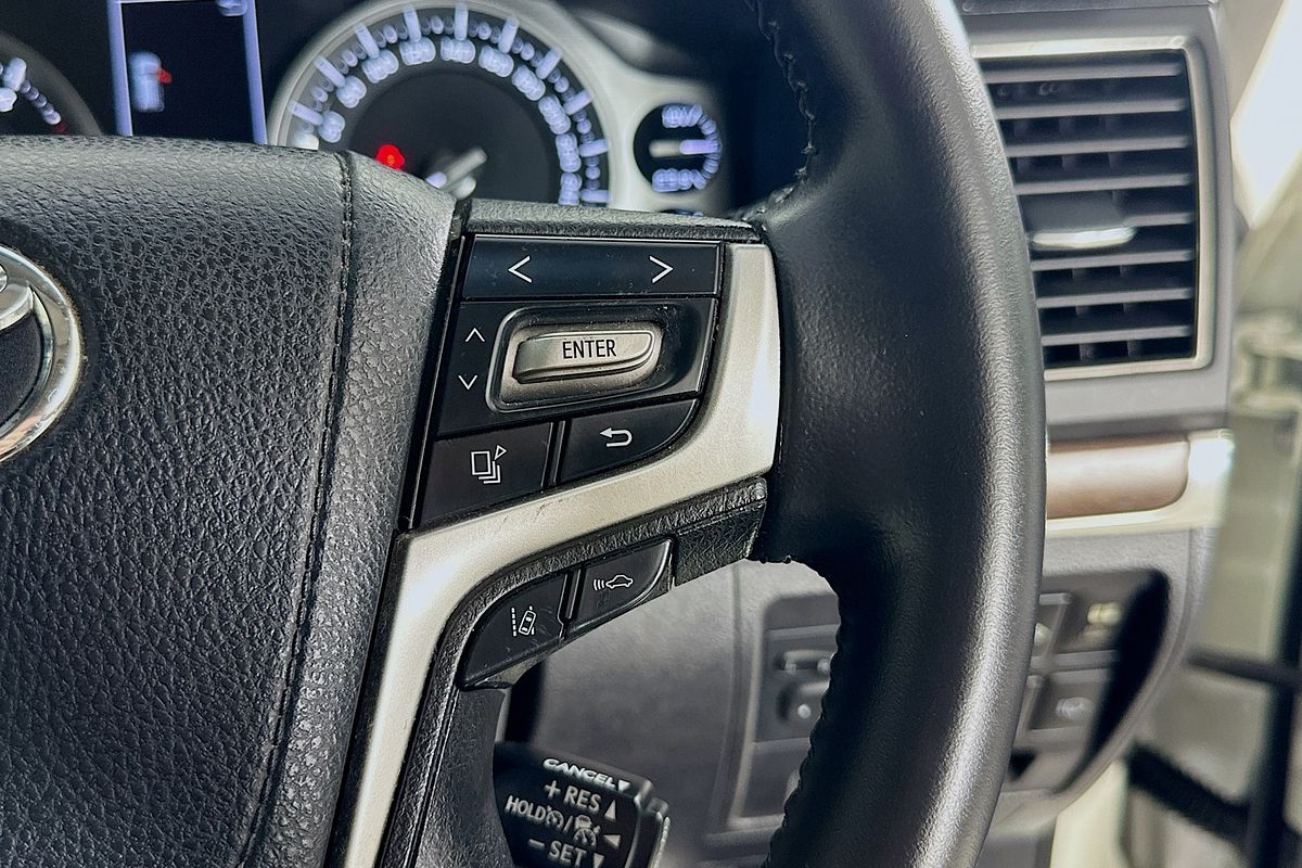 2016 Toyota LANDCRUISER Sahara VDJ200R