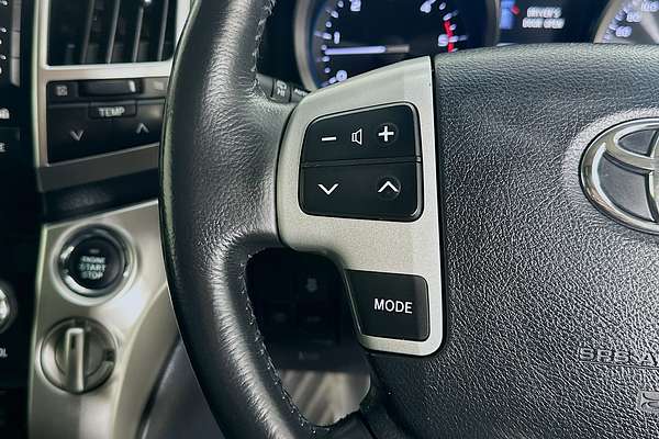 2015 Toyota Landcruiser Sahara VDJ200R