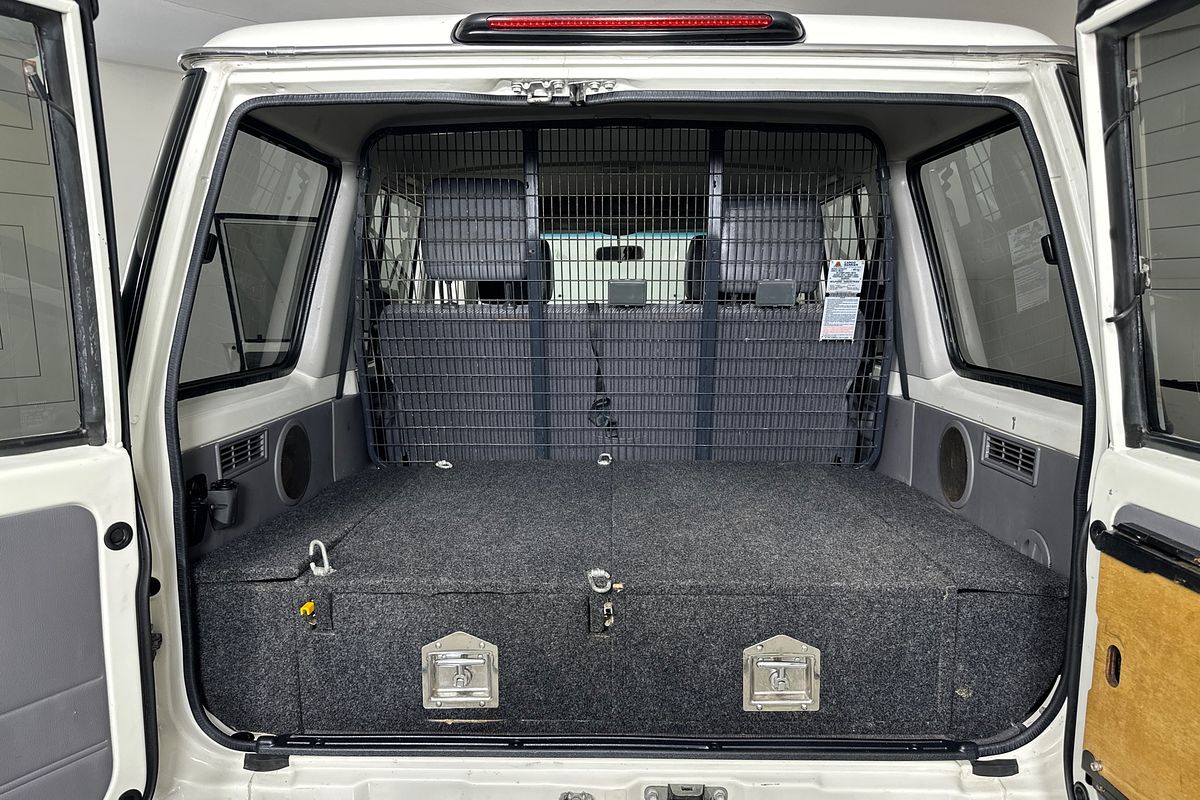 2014 Toyota LANDCRUISER GXL (4x4) VDJ76R MY12 UPDATE