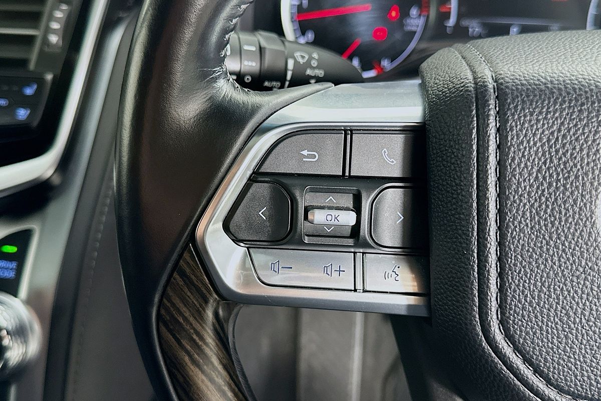 2022 Toyota LANDCRUISER LC300 SAHARA (4x4) FJA300R