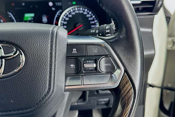 2022 Toyota LANDCRUISER LC300 VX (4x4) FJA300R