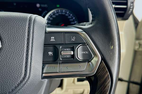 2022 Toyota LANDCRUISER LC300 VX (4x4) FJA300R