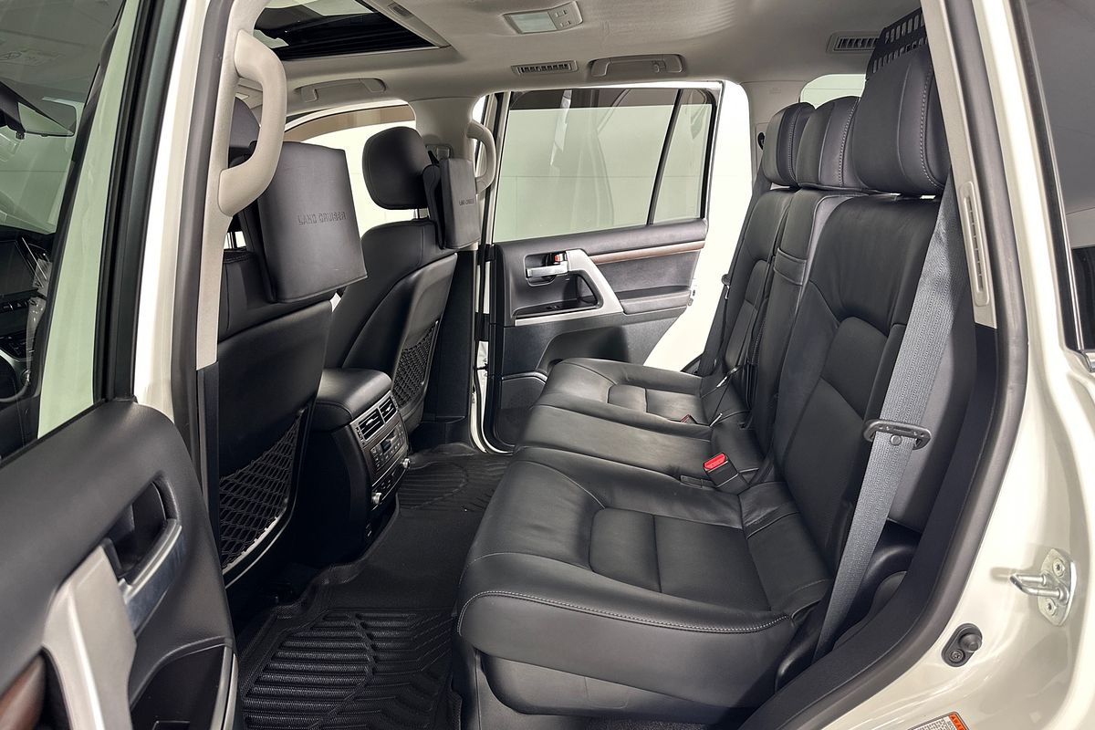 2021 Toyota LANDCRUISER LC200 SAHARA (4x4) VDJ200R