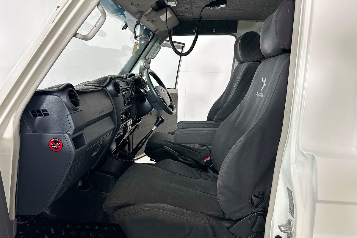 2015 Toyota Landcruiser WORKMATE (4x4) 3 SEAT VDJ78R MY12 UPDATE