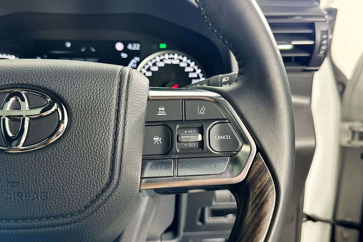 2024 Toyota Landcruiser LC300 VX (4x4) FJA300R