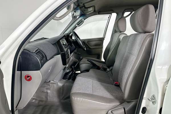 2003 Toyota LANDCRUISER (4x4) HZJ105R