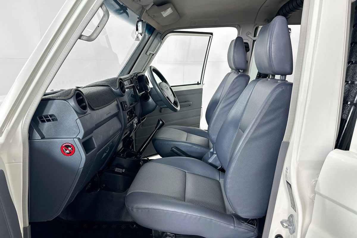 2014 Toyota LANDCRUISER WORKMATE (4x4) VDJ79R MY12 UPDATE 4X4