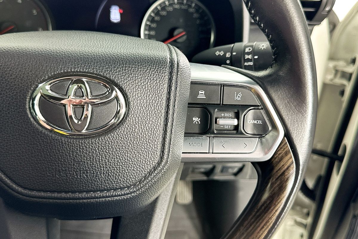 2023 Toyota Landcruiser LC300 VX (4x4) FJA300R