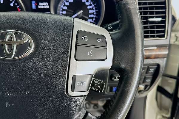2015 Toyota Landcruiser Sahara VDJ200R