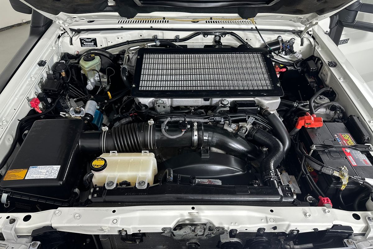 2014 Toyota LANDCRUISER GXL (4x4) VDJ76R MY12 UPDATE