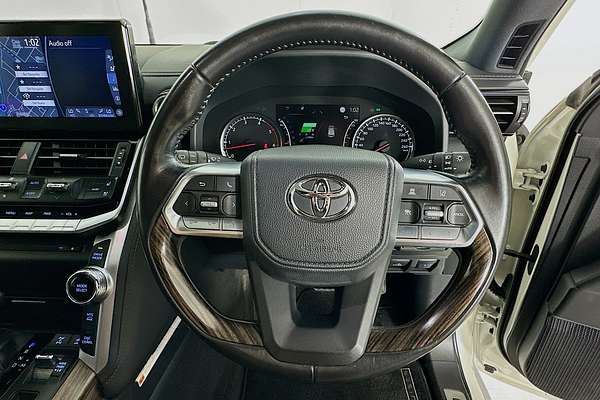 2022 Toyota LANDCRUISER LC300 VX (4x4) FJA300R