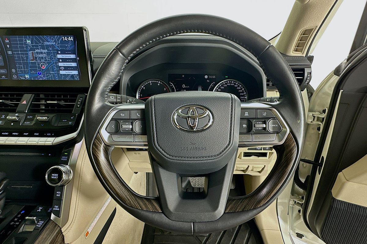 2022 Toyota LANDCRUISER LC300 VX (4x4) FJA300R