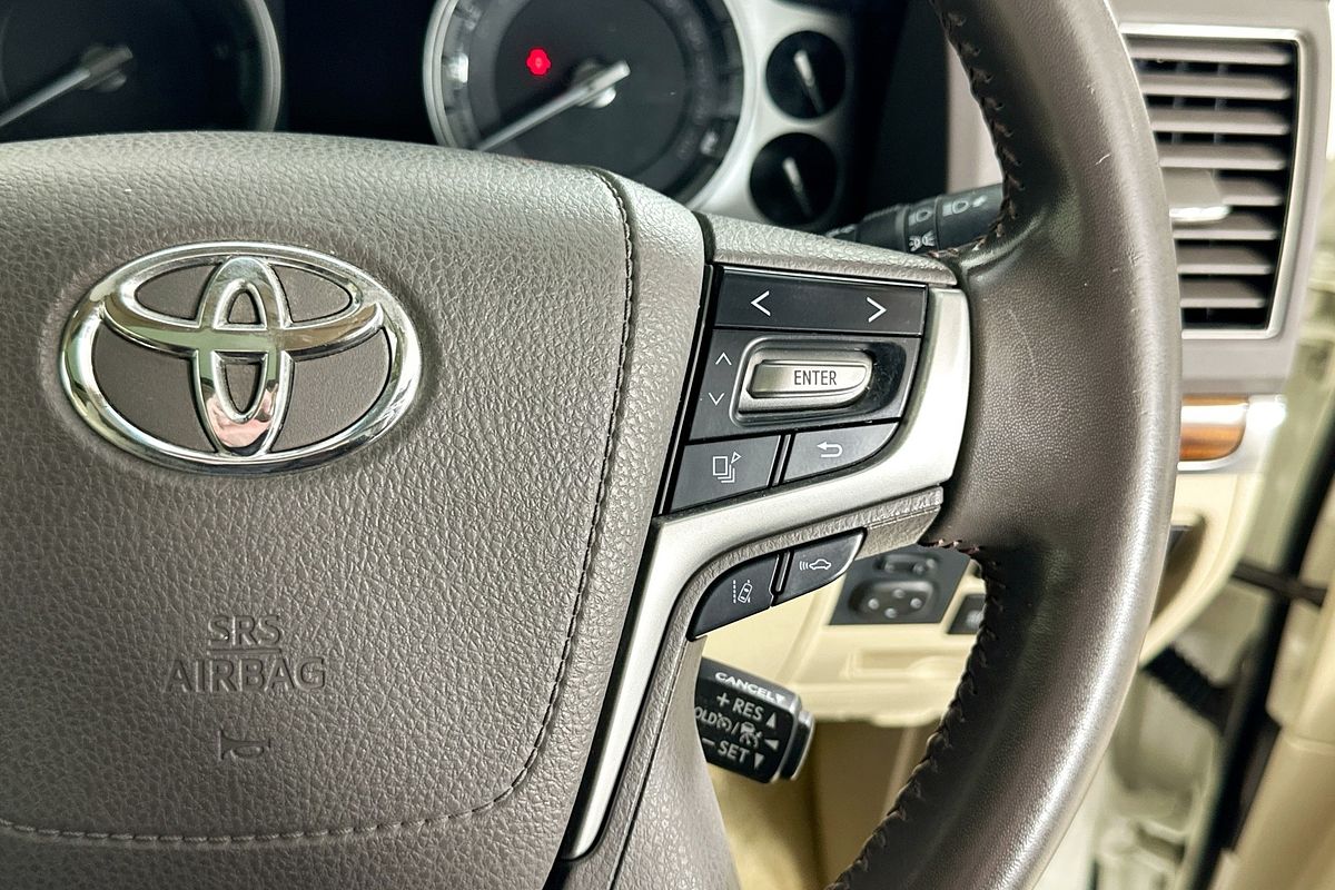2018 Toyota LANDCRUISER SAHARA (4x4) VDJ200R MY16