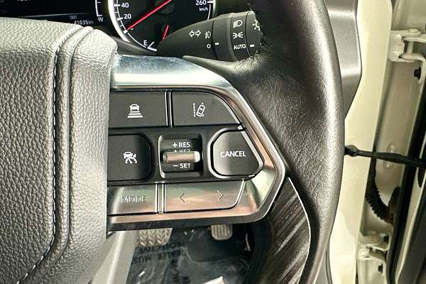 2023 Toyota LANDCRUISER LC300 GR-S (4x4) FJA300R