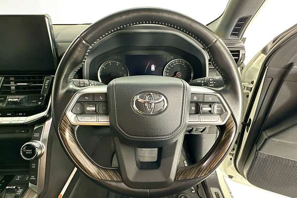 2023 Toyota Landcruiser LC300 VX (4x4) FJA300R