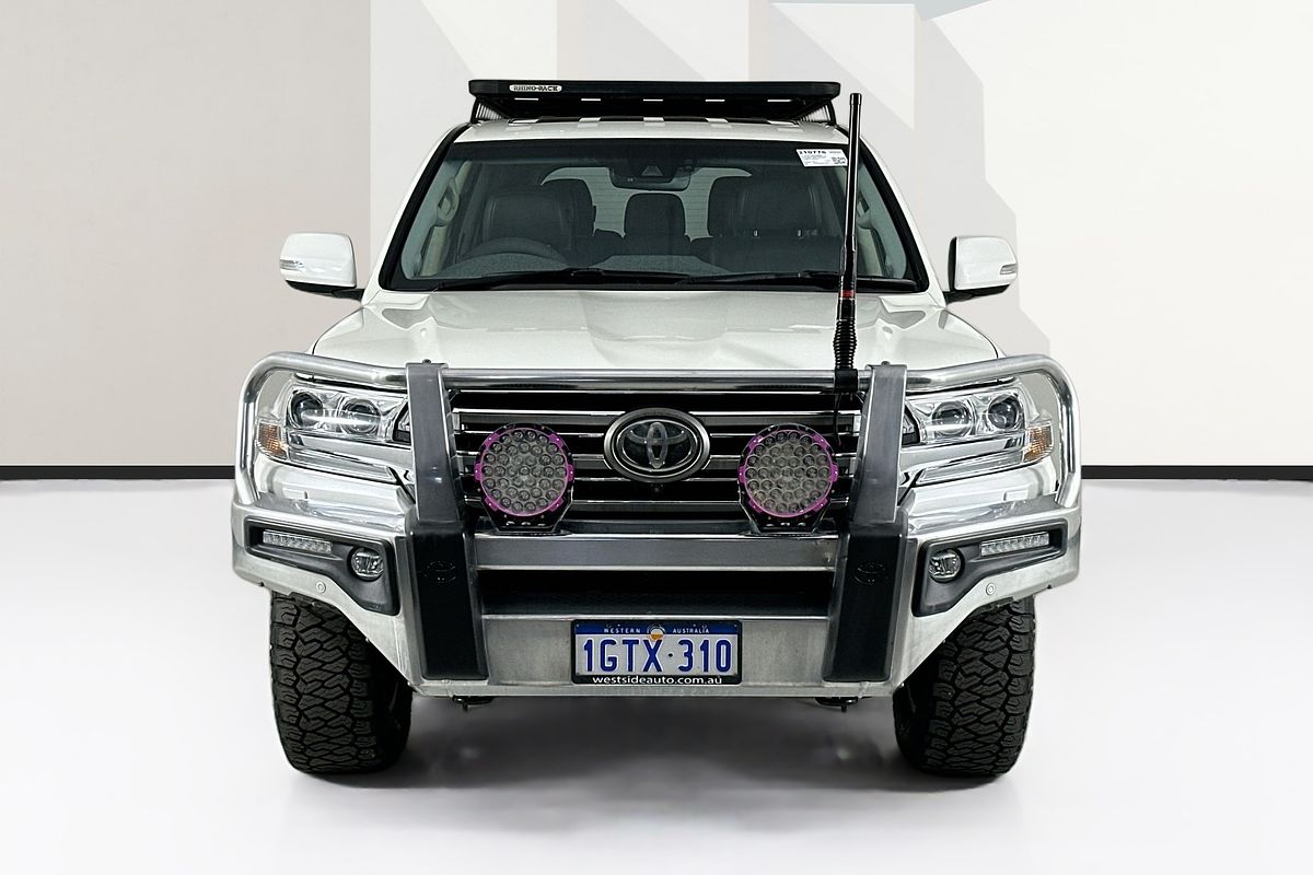 2017 Toyota LANDCRUISER SAHARA (4x4) VDJ200R MY16