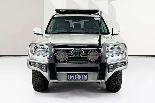 2017 Toyota LANDCRUISER SAHARA (4x4) VDJ200R MY16