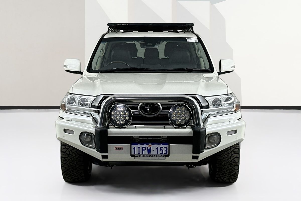 2020 Toyota LANDCRUISER LC200 SAHARA (4x4) VDJ200R