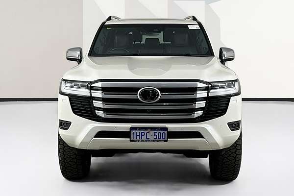 2022 Toyota Landcruiser LC300 SAHARA (4x4) FJA300R