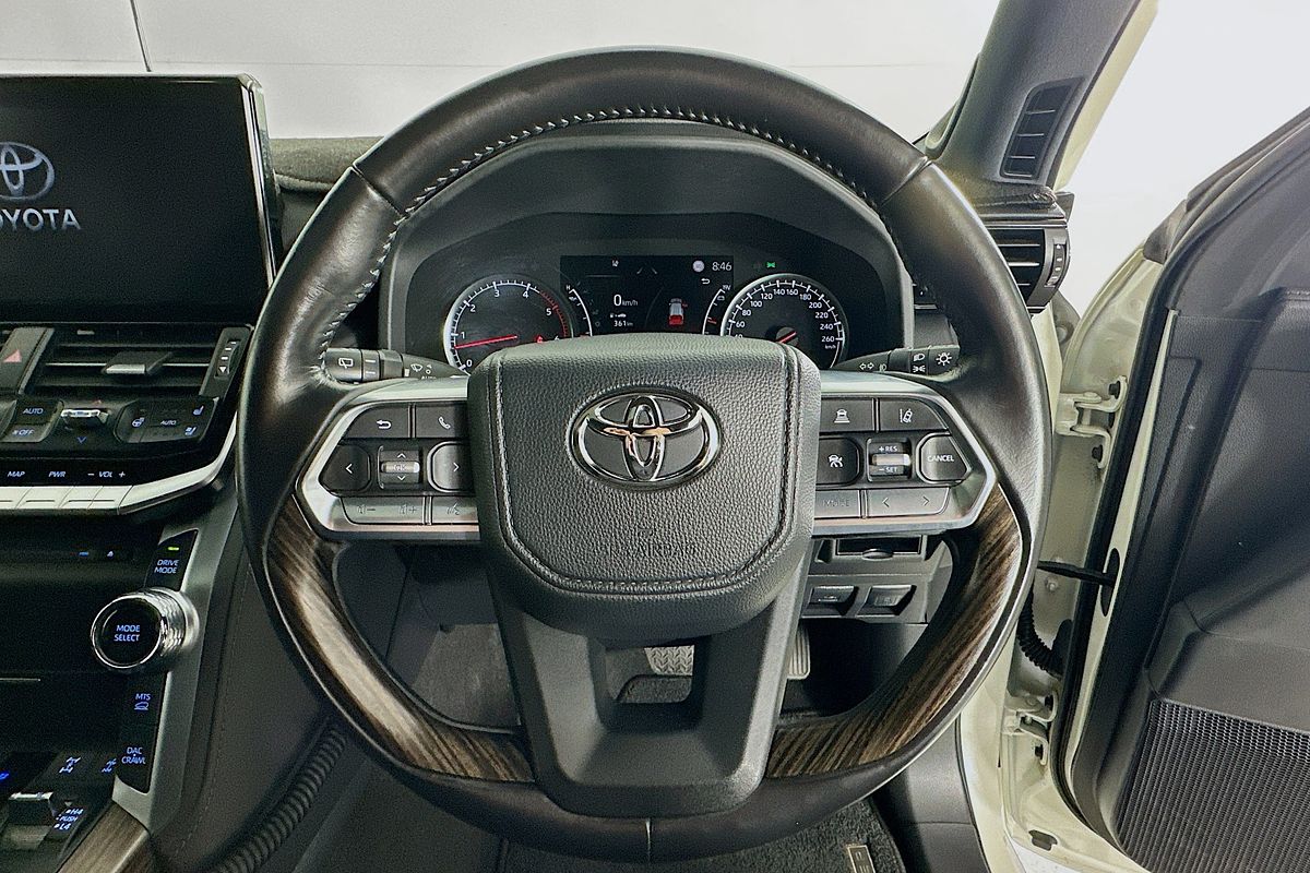 2022 Toyota LANDCRUISER LC300 SAHARA (4x4) FJA300R