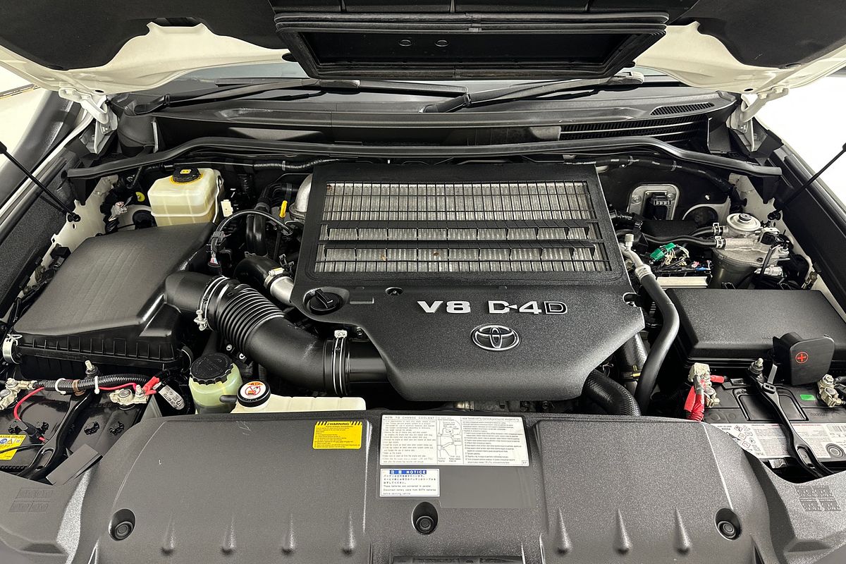 2019 Toyota LANDCRUISER LC200 GX (4x4) VDJ200R