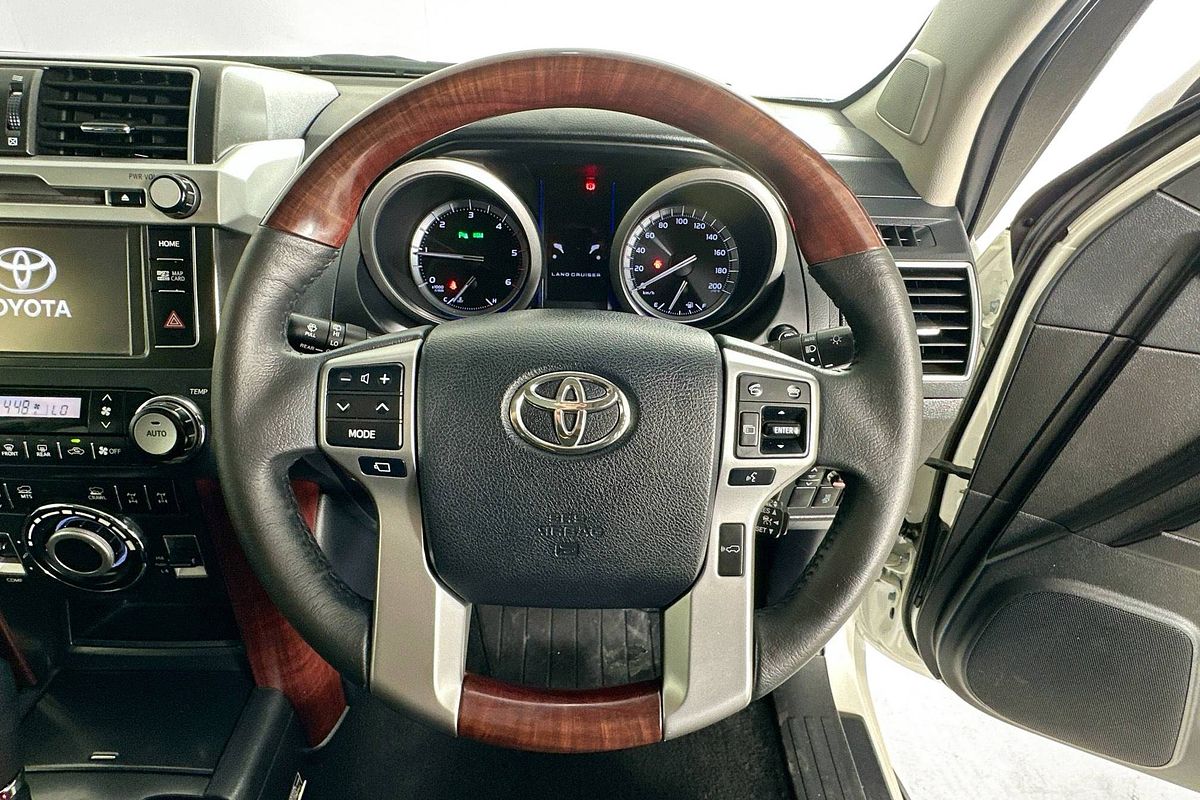 2017 Toyota Landcruiser PRADO KAKADU (4x4) GDJ150R MY16