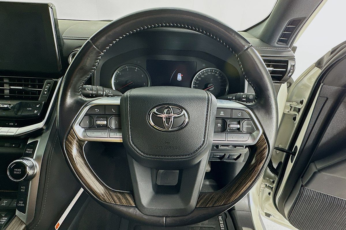 2022 Toyota Landcruiser VX FJA300R