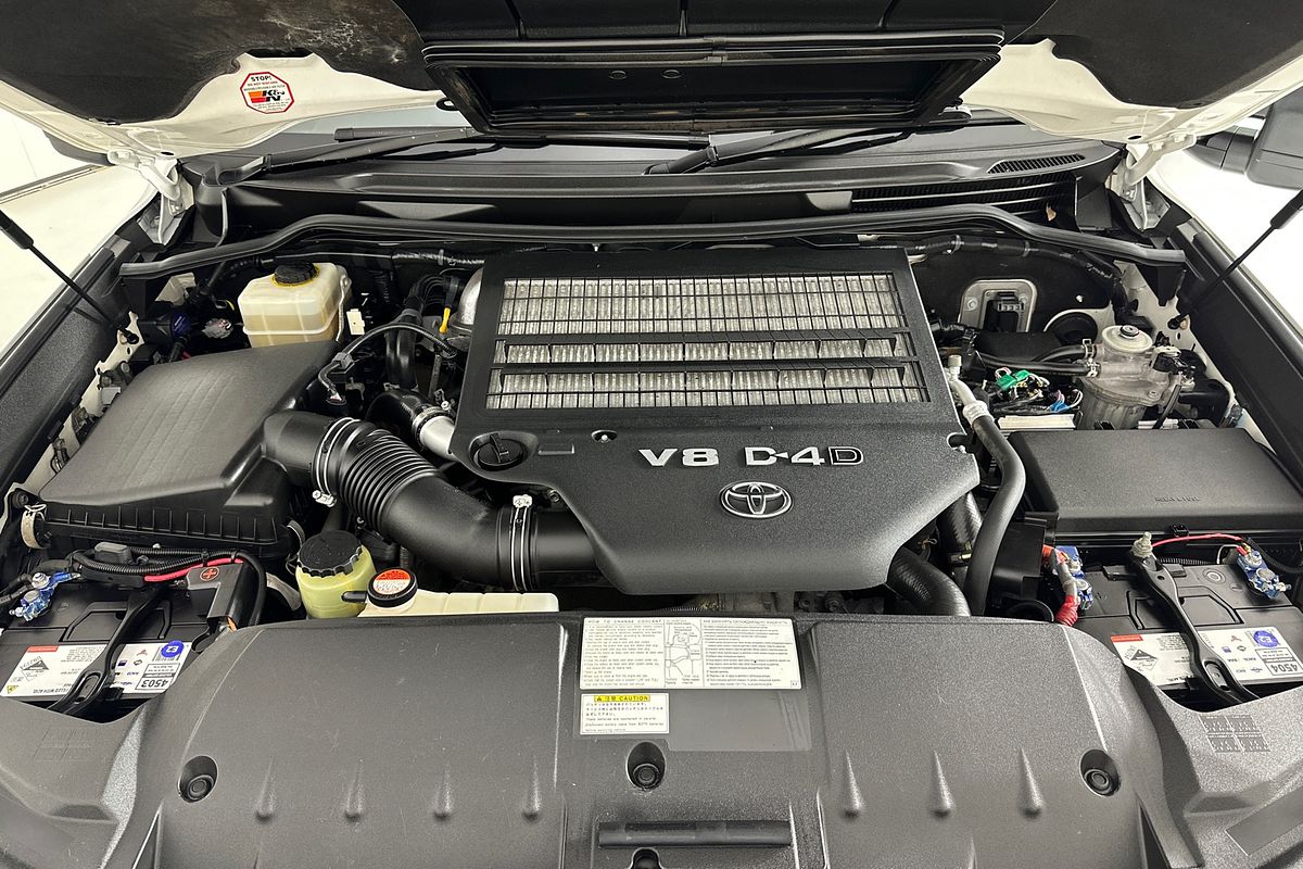 2015 Toyota LANDCRUISER GXL (4x4) VDJ200R MY16