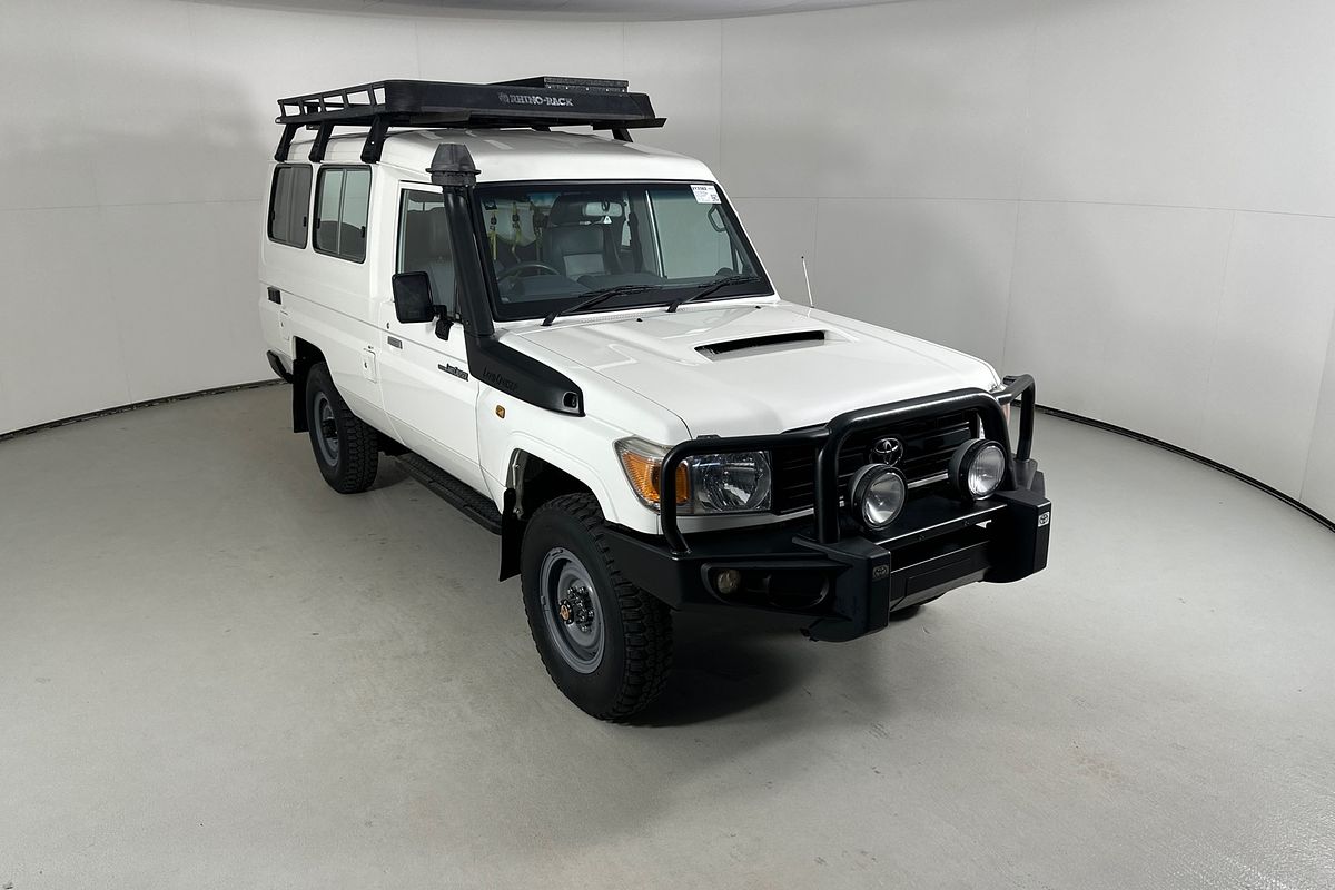 2015 Toyota LANDCRUISER WORKMATE (4x4) 2 SEAT VDJ78R MY12 UPDATE