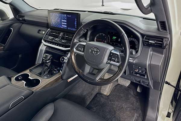 2022 Toyota LANDCRUISER LC300 VX (4x4) FJA300R