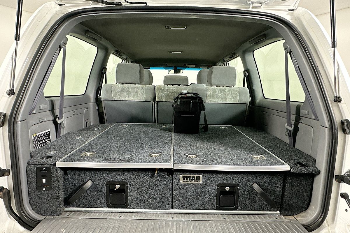 2001 Toyota LANDCRUISER 50th ANNIVERSARY (4x4) FZJ105R