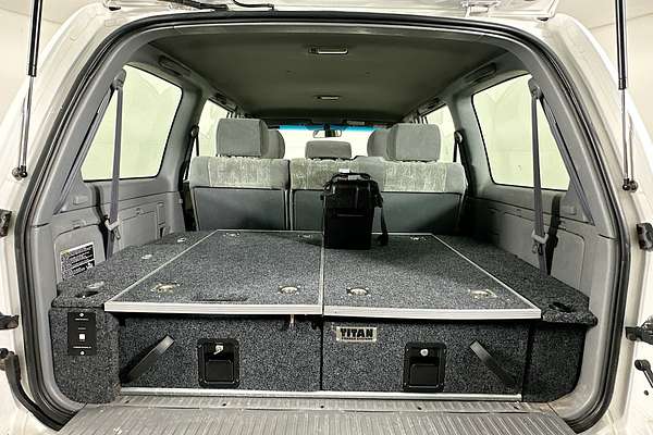 2001 Toyota LANDCRUISER 50th ANNIVERSARY (4x4) FZJ105R