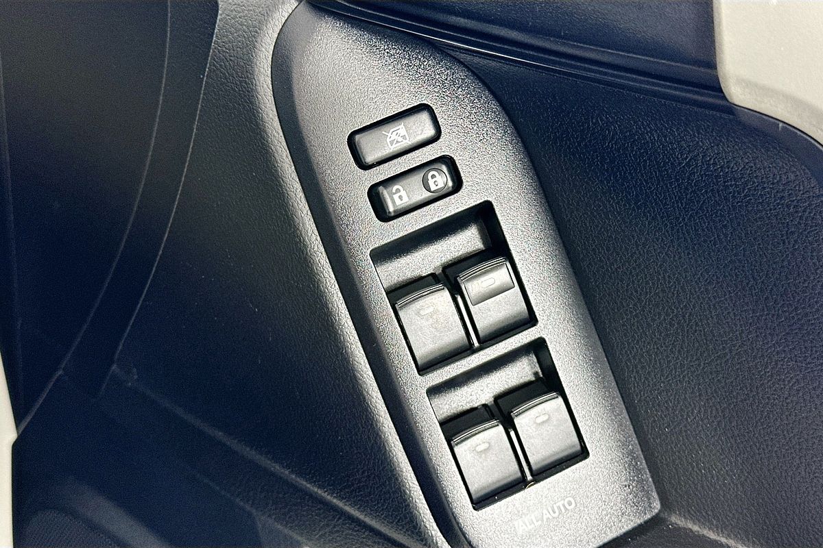 2013 Toyota LANDCRUISER PRADO GXL (4x4) KDJ150R 11 UPGRADE
