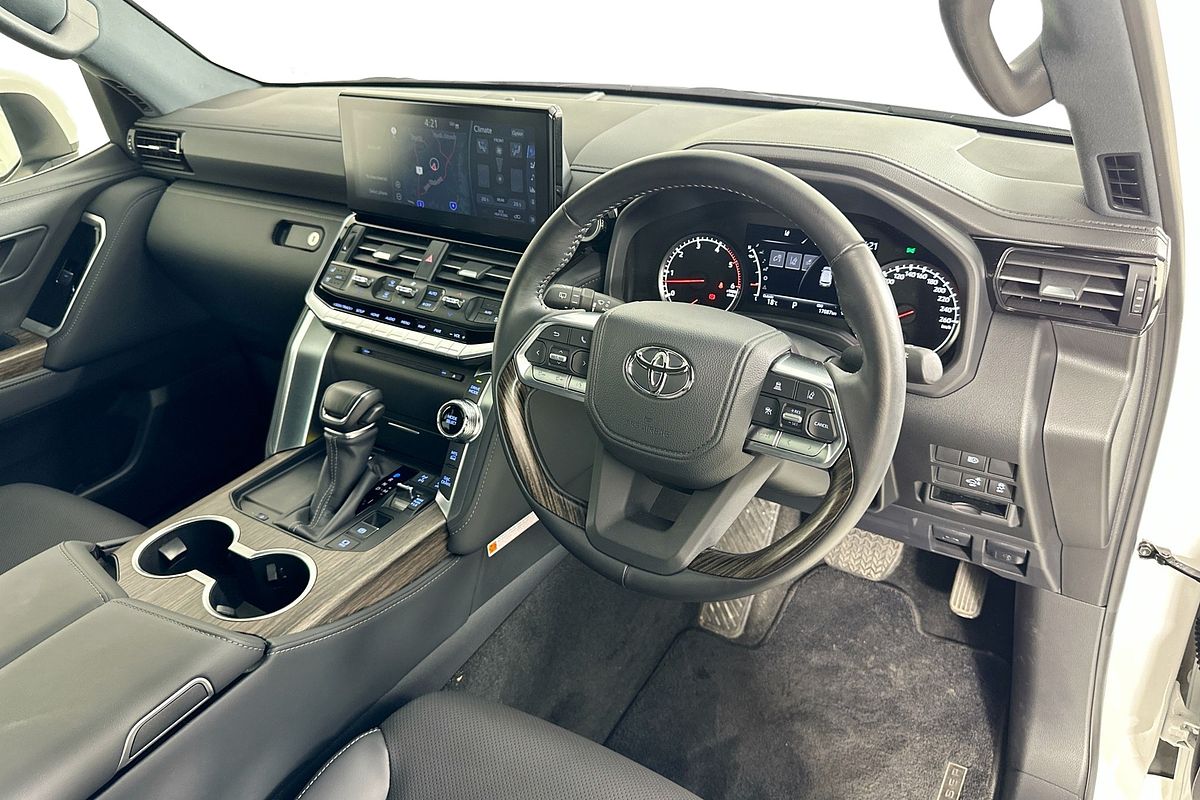 2024 Toyota Landcruiser LC300 VX (4x4) FJA300R